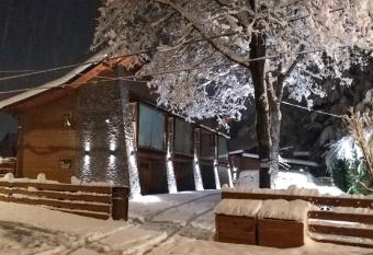 Los Amancays 2 has Balcony rooms