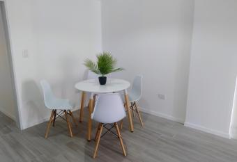 Departamento temporal allows 18 year olds to book a room