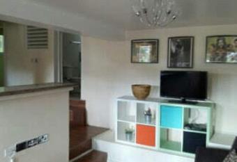 TonLin Pewee Drive 1 Bedroom allows 18 year olds to book a room