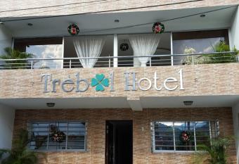 Tr  bol Hotel allows 18 year olds to book a room