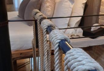 Dimora 421 Apartsuite allows 18 year olds to book a room