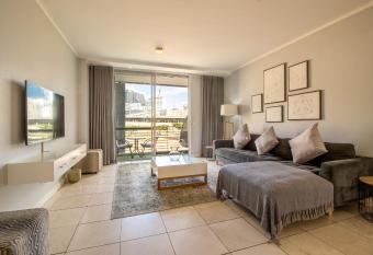 Experience Uninterrupted Comfort Fully Furnished 2br Flat Free from Loadsheding has rooms with a private hot tub