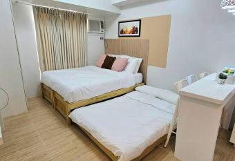 Steff s Condo 211 For 4 Pax allows 18 year olds to book a room