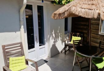 STELLA APPARTEMENT has Balcony rooms