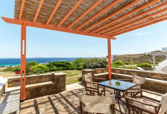 Anemologio 203 Tinos has Balcony rooms