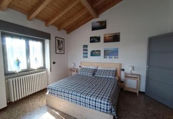 Casa Le Fornaci has Balcony rooms