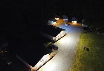 Countryside Inn Lake George has Balcony rooms