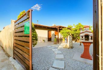 Sun-sevieria 5   from the beach. has Balcony rooms