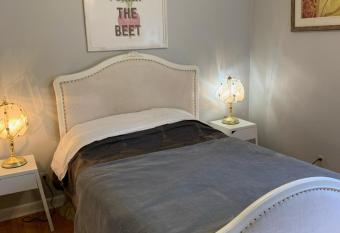 MAIN STREET has Balcony rooms