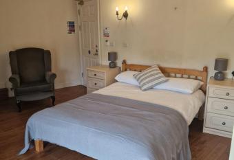 The stowey arms allows 18 year olds to book a room