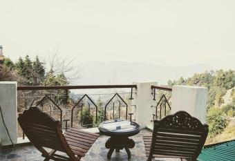2 BR Stone Cottage Villa In Ramgarh has Balcony rooms