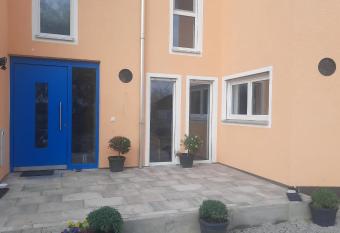 Apartement auf dem Lande has Balcony rooms