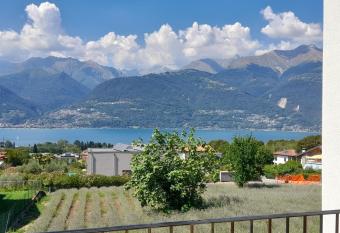 APE BIANCA - Appartamento Gelsomino has Balcony rooms