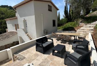 Villa nesilia has Balcony rooms