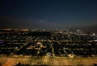 Southkey Mosaic near Midvalley-B33 bathtub & Mahjong- Super High floor has rooms with a private hot tub