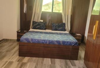 K Appiah Guest House has Balcony rooms