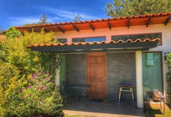 Chalet 04 has rooms with a private hot tub