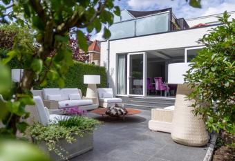 Saint Georges Bruges Luxury Suites has Balcony rooms