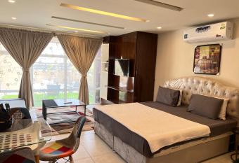 The Islamabad Apartments has Balcony rooms