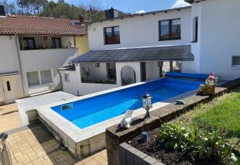 an der Niederburg has Balcony rooms