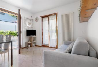 Casa da Daniel has Smoking/Balcony rooms