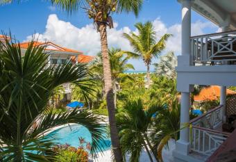 The Island Cottage-Oceanview-Steps to Grace Bay has Balcony rooms