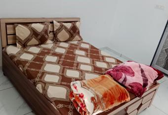 Prisha home stay has Balcony rooms