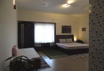 Sublime Homestay has Balcony rooms