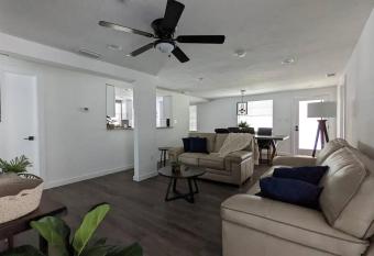 Paradise Home near the beach allows 18 year olds to book a room