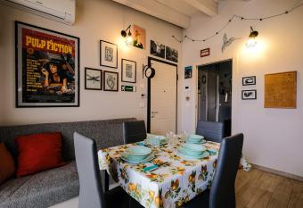 La Mansarda Vintage has Balcony rooms