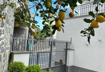 Il Ponte a Vapore has Balcony rooms