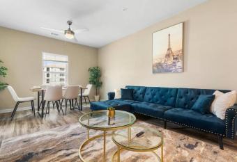 Elegant 3br/2ba Condo Near Beaches & Attractions has Balcony rooms