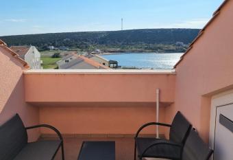 Apartment Nela has Balcony rooms