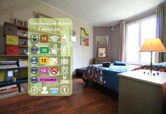 Ligne H 15mn Paris-Gare du Nord, Parking Rue Gratuit, 4 pers, Station de Train en Face toutes les 15mn, Hippodrome, CDFAS, Universit  , Borne Electrique, 1er   tage has Balcony rooms