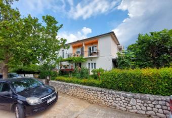 Apartments Katica has Balcony rooms