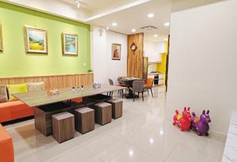 Wish Homestay has Balcony rooms