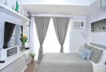 New York Suite at The Loop at Limketkai allows 18 year olds to book a room