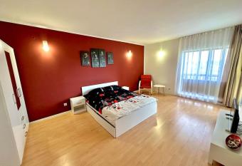 Apartament Novara 2 allows 18 year olds to book a room