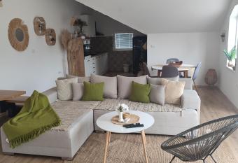 Stan na dan Jungle has Balcony rooms