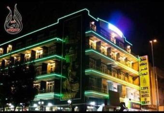 Life Palace Hotel and Rest allows 18 year olds to book a room