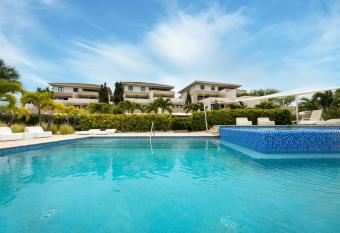 Sandcastles & Sunshine at Blue Bay Golf & Beach Resort has Balcony rooms