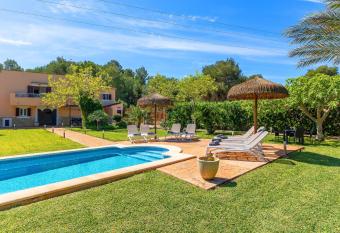 Can Tolo has Balcony rooms