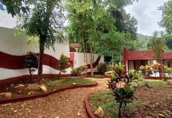 Riverok Resorts has Smoking/Balcony rooms