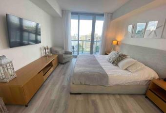 BeachWalk 1B 1B A Apmt Amazing View! 04A has Balcony rooms