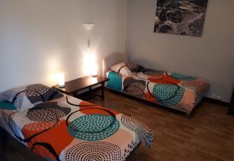 Maison de vacances familiale has Balcony rooms