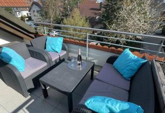 Apartment     near Airport/Fair     parking     roof terrace allows 18 year olds to book a room