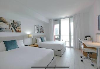 Amazing Beach Studio Apmt 2 Full Beds Amazing view 02B has Balcony rooms