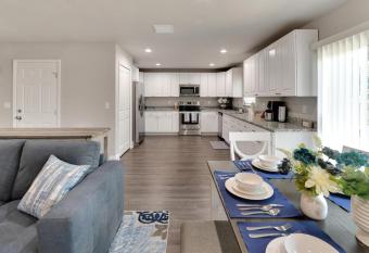 New Construction Casita in Old Seminole Heights has Balcony rooms