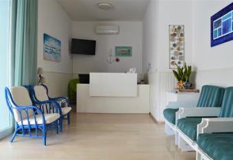 Hotel Canoa has Balcony rooms