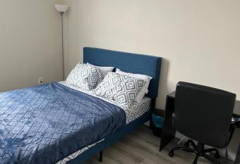 Travellers Club has Balcony rooms